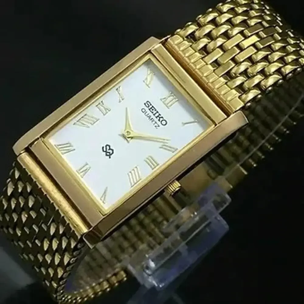 Vintage Style Seiko Quartz Mens Gold Watch & White accents W/ Metal Strap